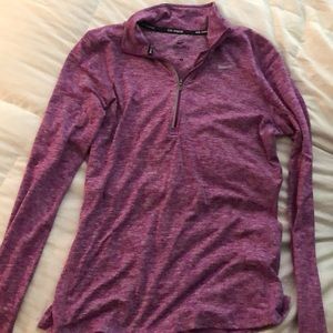 NIKE ATHLETIC PULLOVER